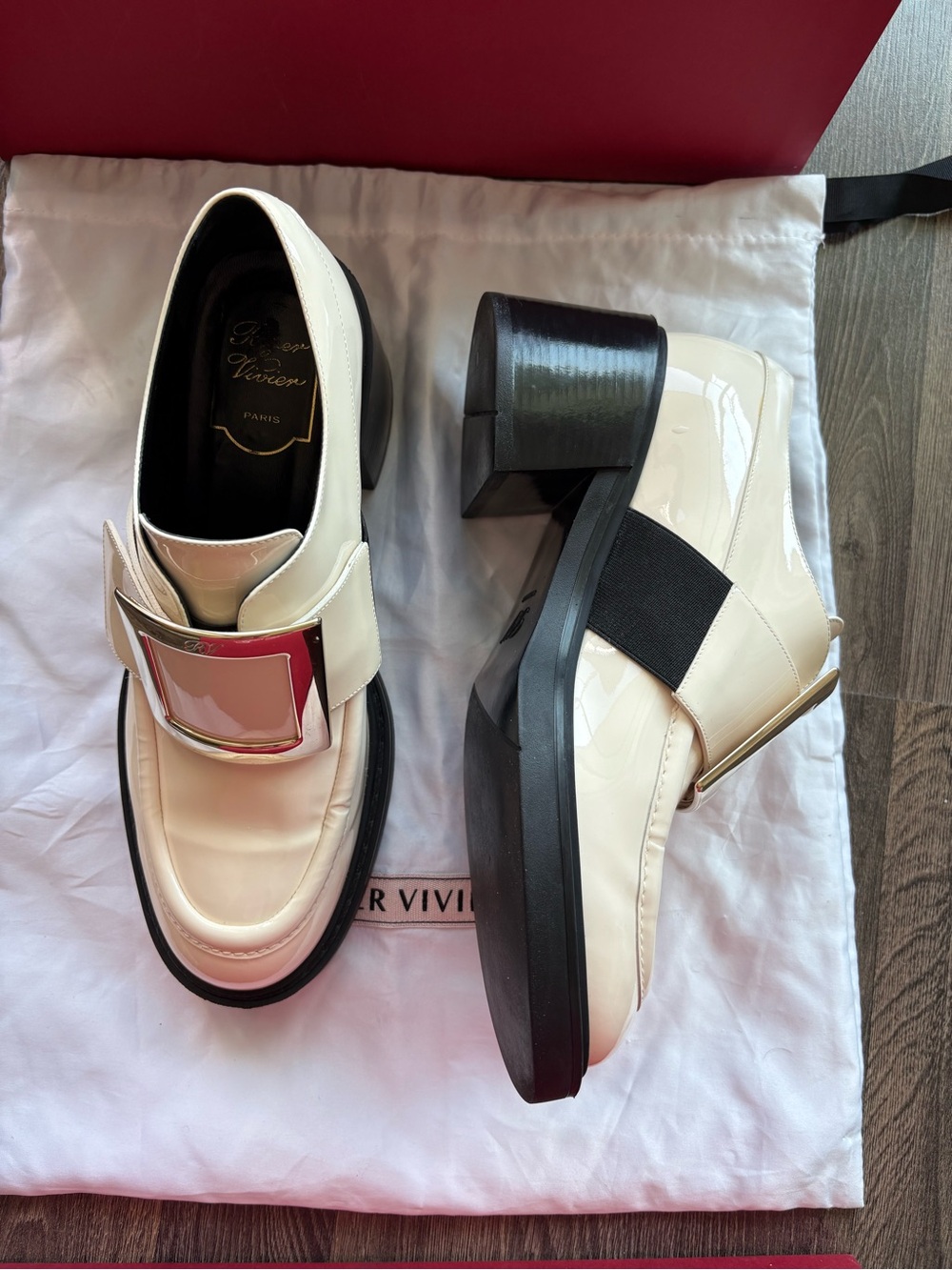 Roger Vivier Cream Patent Leather Ankle Boots